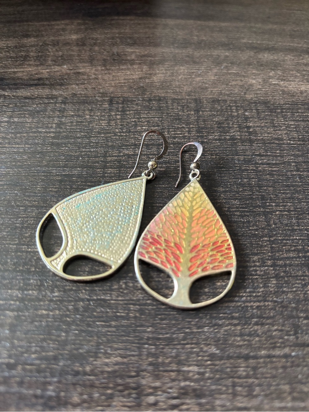 Vintage Style Enamel Tree of Life Teardrop Dangle Earrings Crimson & Gold - Picture 2 of 6